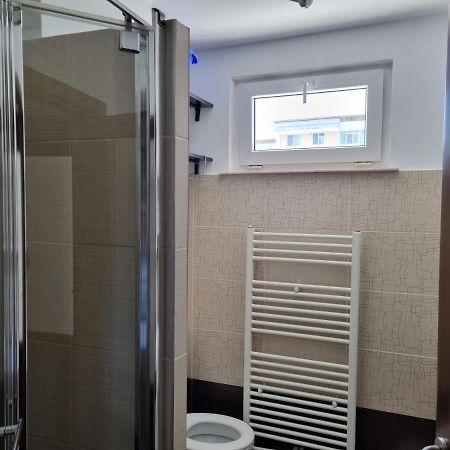 Yla Apartments Piatra Neamţ Exterior foto